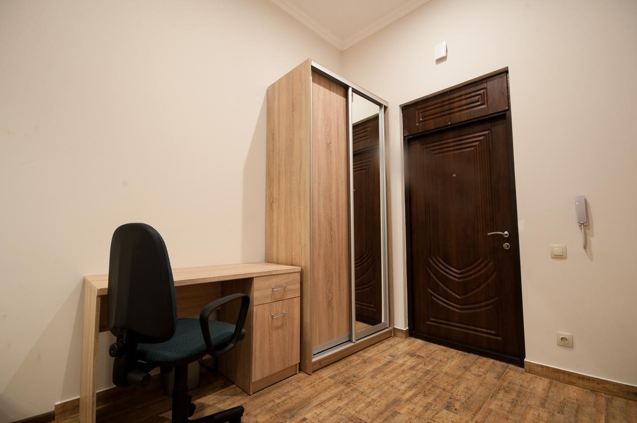 Wonderful Flat On City Center Uzhhorod Exterior photo